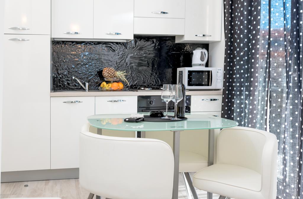 Apartment Antonio Baška Voda Екстериор снимка