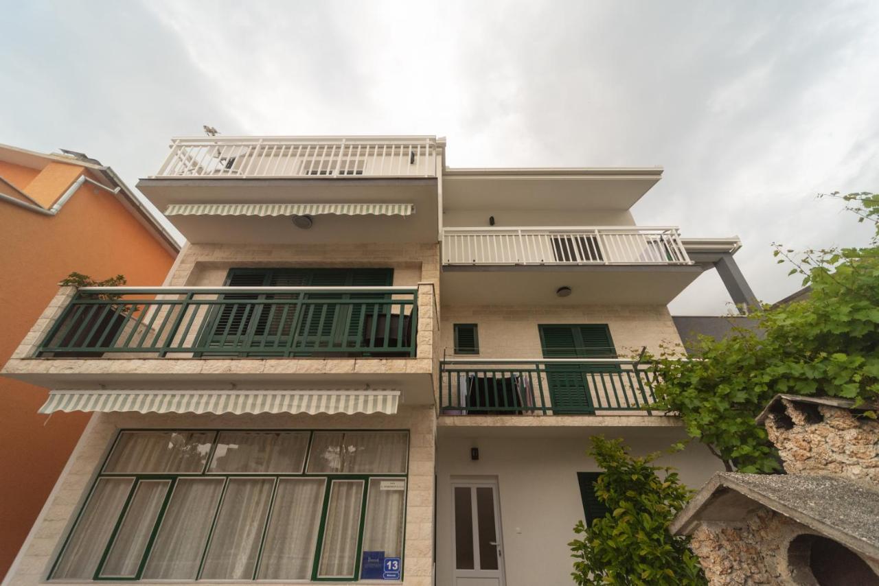 Apartment Antonio Baška Voda Екстериор снимка